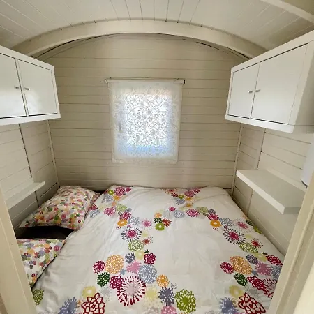 Apartamento Pipowagen Aan Zee *